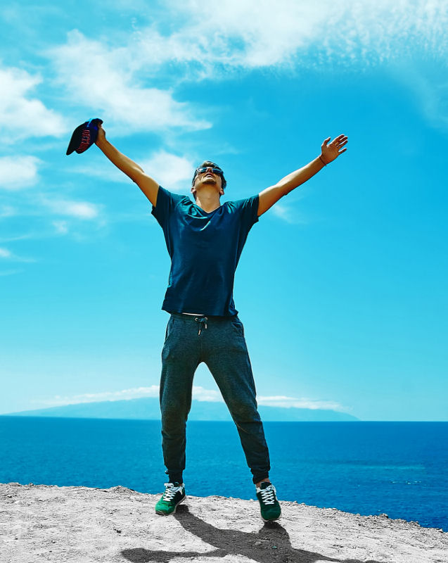 Deholding | Deholding.gr